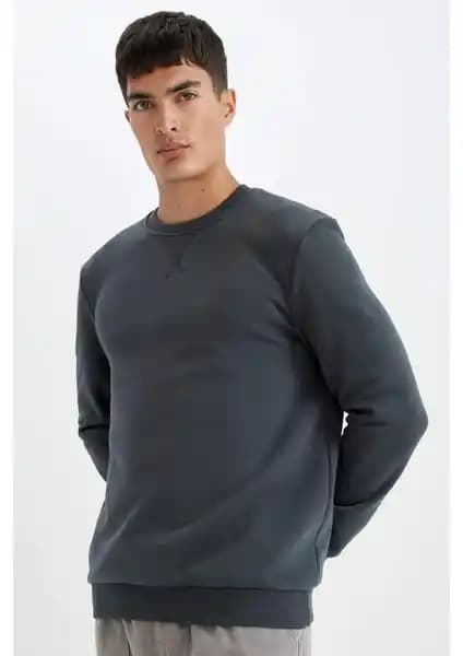 DeFacto ve Loft Erkek Sweatshirtleri Karşılaştırması: Kalın, Rahat ve Şık Modeller