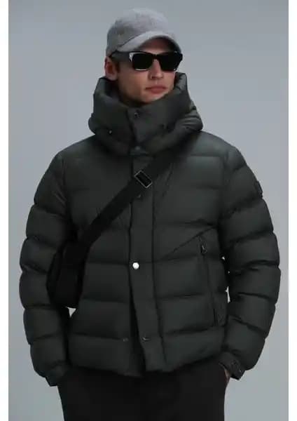 Erkek Montları Karşılaştırması: Lufian Marty Kaz Tüyü ve Lumberjack Henry Coat Özellikleri