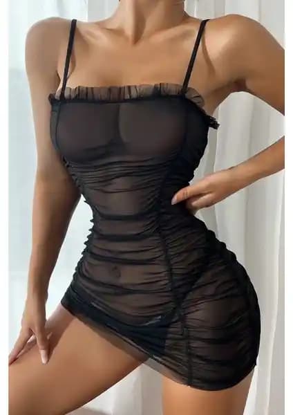 Kadın Gecelikleri Karşılaştırması: Şıklık ve Konforun En İyi Seçenekleri