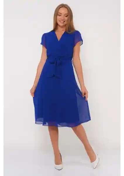 Kadın Şifon Elbise Karşılaştırması: Apsen ve Avver Modellerinin Özellikleri