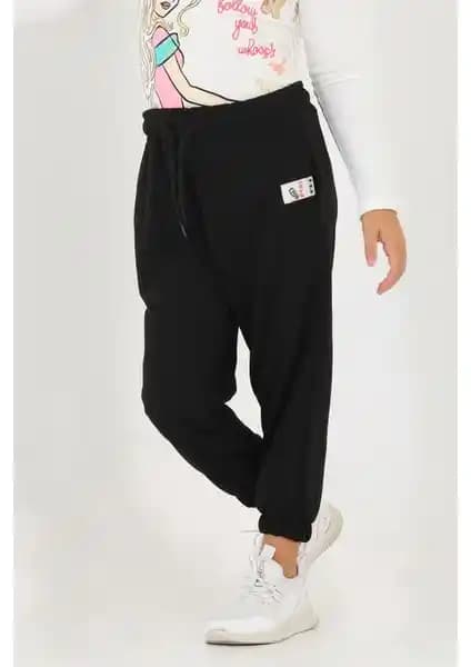 Kız Çocukları İçin Eşofman ve Tayt Seçenekleri: Malzeme, Konfor ve Dayanıklılık Karşılaştırması