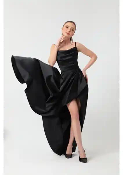 Lafaba Kadın Abiye Modelleri Karşılaştırması: Siyah ve Somon Renkli Şık Tasarımlar