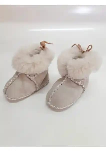 Nazlı Giyim Bebek Botları ve Patikleri Karşılaştırması: Konfor ve Kalite Analizi