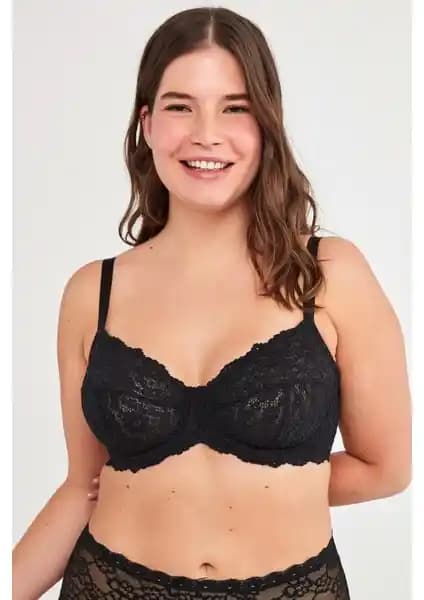 Penti Siyah Büyük Beden Dantelli Jasmine ve Violet Form Toparlayıcı Sütyen Karşılaştırması