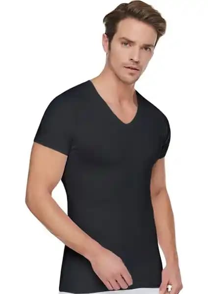 Tutku Erkek Atletleri Karşılaştırması: Pamuklu V Yaka Kısa Kol Modelleri Analizi