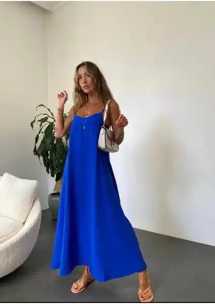 Yaz Ayları İçin Rahat ve Şık Kadın Elbise Karşılaştırması