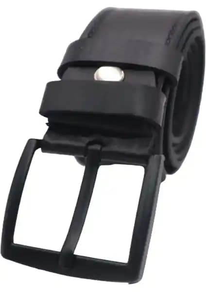 Astakos Erkek Siyah Kumaş Pantolon ve Kemer Seti: Şıklık ve Çevre Dostu Tasarım