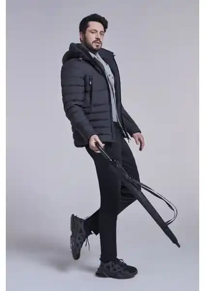 AVVA Erkek Mont Karşılaştırması Siyah Kaz Tüyü ve Turuncu Şişme Mont Özellikleri