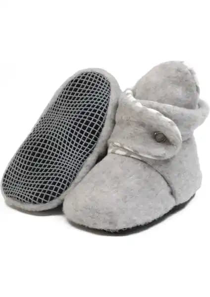 Bebekler İçin Polar ve Kaydırmaz Tabanlı Panduf Karşılaştırması