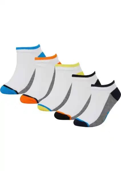 DeFacto Erkek Çocuk Patik Çorapları Karşılaştırması: Desenli ve Marvel Temalı Modeller