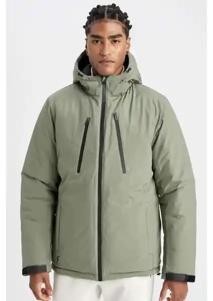 DeFacto Fit Su İtici Slim Fit Dar Kesim Polar Kapüşonlu Kışlık Mont İnceleme ve Detaylar