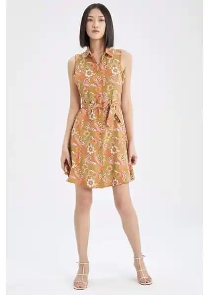 DeFacto Kadın Gömlek Yaka Desenli Kolsuz Mini Elbise: Modern ve Şık Tasarım