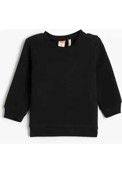 Koton Erkek Çocuklar İçin Dokulu Bisiklet Yaka Pamuklu Sweatshirt Güncel Moda