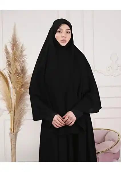 Medine İpeğinden Pratik Bağlamalı Eşarp: Şıklık ve Kullanım Kolaylığı Sunan Modern Tasarım