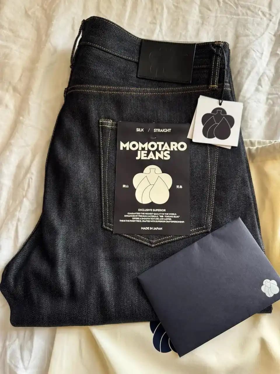 Momotaro Silk Denim: İpek ve Pamuk Karışımlı Lüks Denim İncelemesi ve Özellikleri