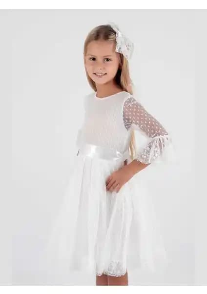 Ahenk Kids'in Zarif ve Rahat Kız Çocuk Elbisesi ile Özel Günlere Şıklık Katın