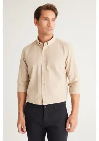 Altınyılz Classics Erkek Bej Düğmeli Yaka Oxford Gömlek: Şıklık ve Konforun Buluşması