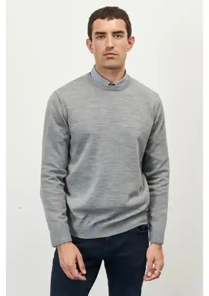 Altınyılz<dı>z Classics Erkek Gri Melanj Standart Fit Triko Kazak Ürün Özellikleri ve Kombinasyon İpuçları