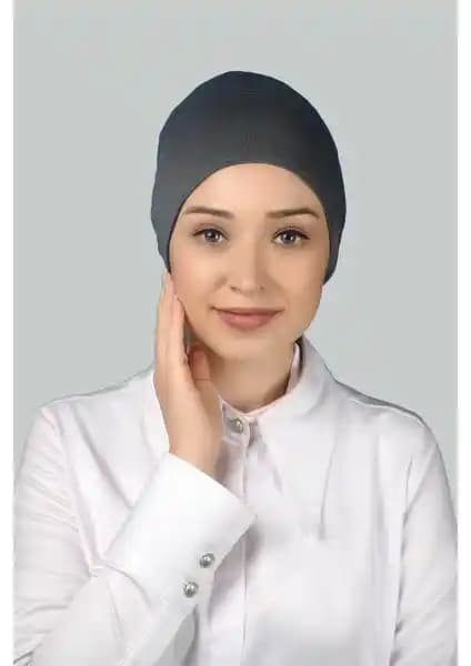 Altobeh Hazır Pratik Geçmeli Uzun Boru Tesettür Bonesi Füme Renkli Şıklık ve Konfor Sunar