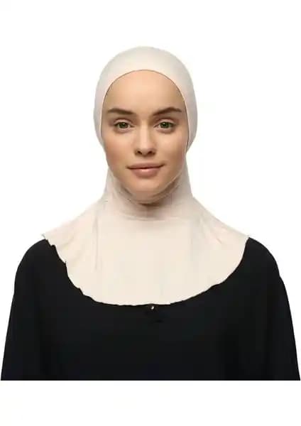 Altobeh Kadın Tesettür Pratik Boyunluklu Hijab Şıklık ve Rahatlık Sunan Modern Tasarım