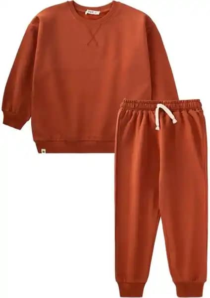 Çocuklar İçin Sıcak ve Rahat Karyoka Detaylı Sweatshirt Takımı Özellikleri ve Kullanım Alanları