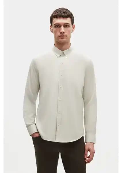 D'S Damat Slim Fit Adaçayi Oxford Gömlek: Modern ve Şık Erkek Giyim Seçeneği