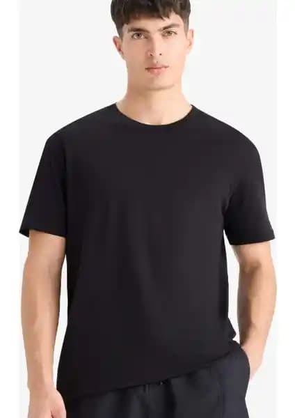 DeFacto %100 Pamuk Erkek Regular Fit Siyah Bisiklet Yaka Tişörtü Günlük ve Şık Kullanım İçin Uygun