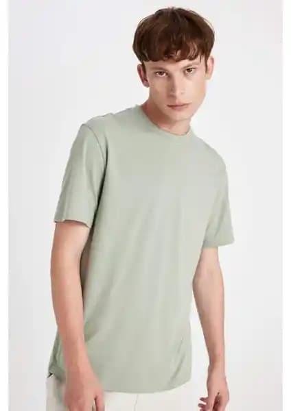 DeFacto %100 Pamuk Regular Fit Bisiklet Yaka Kısa Kollu Tişört Günlük ve Spor Kullanımı İçin