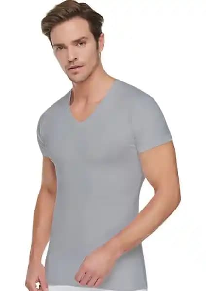 Erkekler İçin Pamuklu V Yaka Atletler: Konfor ve Şıklığın Buluşması