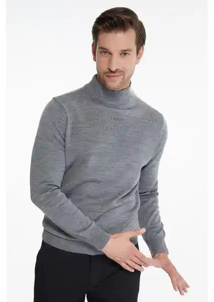 Hatemoğlu Erkek Gri Regular Fit Yarım Balıkçı Yaka Triko Kazak Özellikleri ve Kombinasyon İpuçları