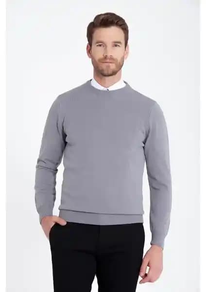 Hatemoğlu Regular Fit Düz Bisiklet Yaka Triko Kazak Erkekler İçin Şıklık ve Konfor Sunan Tasarım