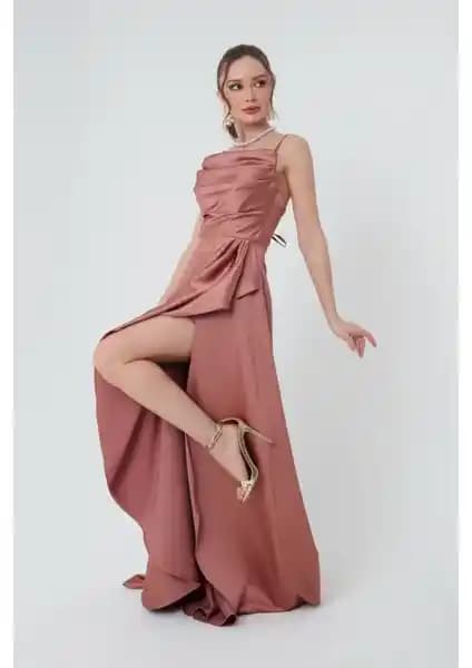 Kadın Somon Renkli Volanlı Yırtmaçlı Saten Abiye ve Mezuniyet Elbisesi Tanıtımı