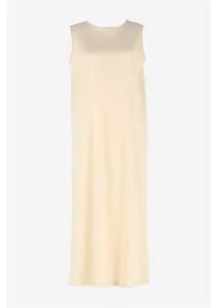 Kadınlar İçin Hafif ve Şık Elbise Astarı Jüpon Ürünü Detayları ve Kullanım Avantajları