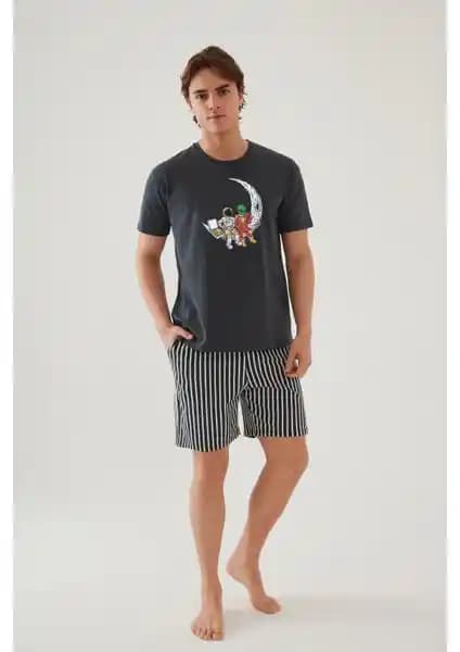Koza İç Giyim Erkek Pamuklu Füme Baskılı Cepli Şort Pijama Takımı Ürün Özellikleri ve Kullanım Alanları