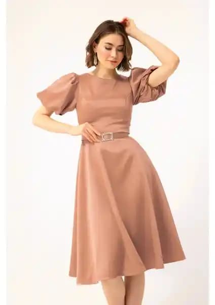 Lafaba Kadın Pudra Balon Kollu Mini Saten Abiye Elbise Şıklık ve Konfor Sunar
