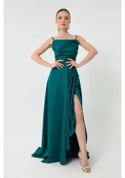 Lafaba Yeşil Saten Abiye Elbise: Zarif ve Şık Tasarım ile Özel Günler İçin Uygun