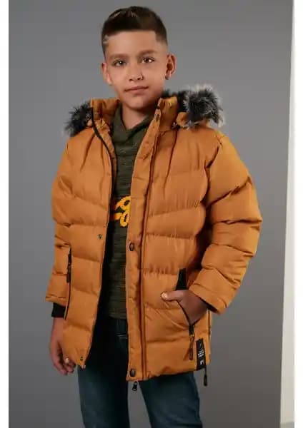 Lela Suni Kürklü Peluş Astarlı Çıkarılabilir Kapüşonlu Erkek Çocuk Montu Kış İçin Uygun ve Şık Tasarım