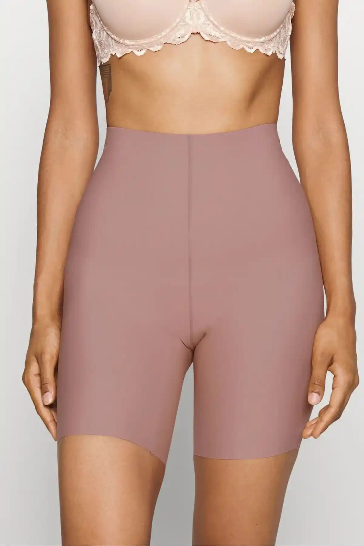 MİSTİRİK Anoky Model Dikişsiz Toparlayıcı ve Şekillendirici Kısa Şort Korse