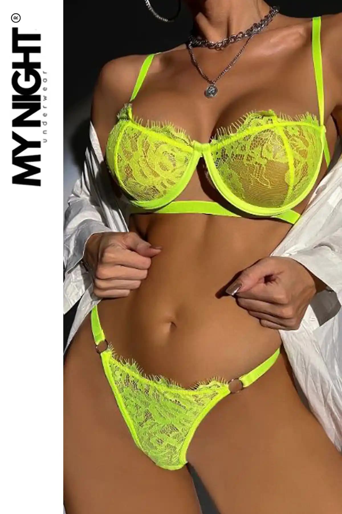 Neon Neon Fantezi Sütyen Takımı Modern Tasarımı ve Canlı Renk Seçenekleriyle Öne Çıkıyor