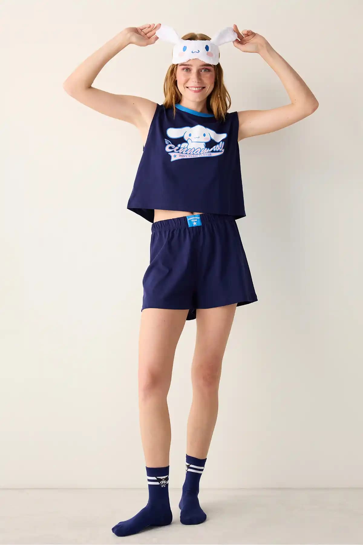 Penti Pamuklu Sanrio Lacivert Şortlu Pijama Takımı Yüksek Konfor ve Şıklık Sunar