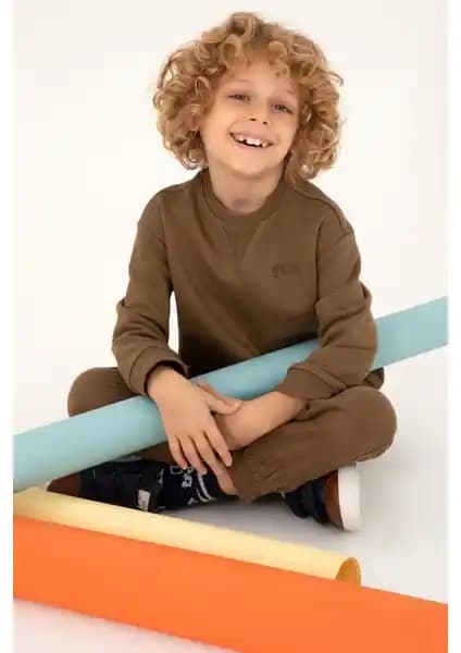 U.S. Polo Assn. Erkek Çocuk Haki Sweatshirt: Rahat ve Şık Günlük Giyim Seçeneği