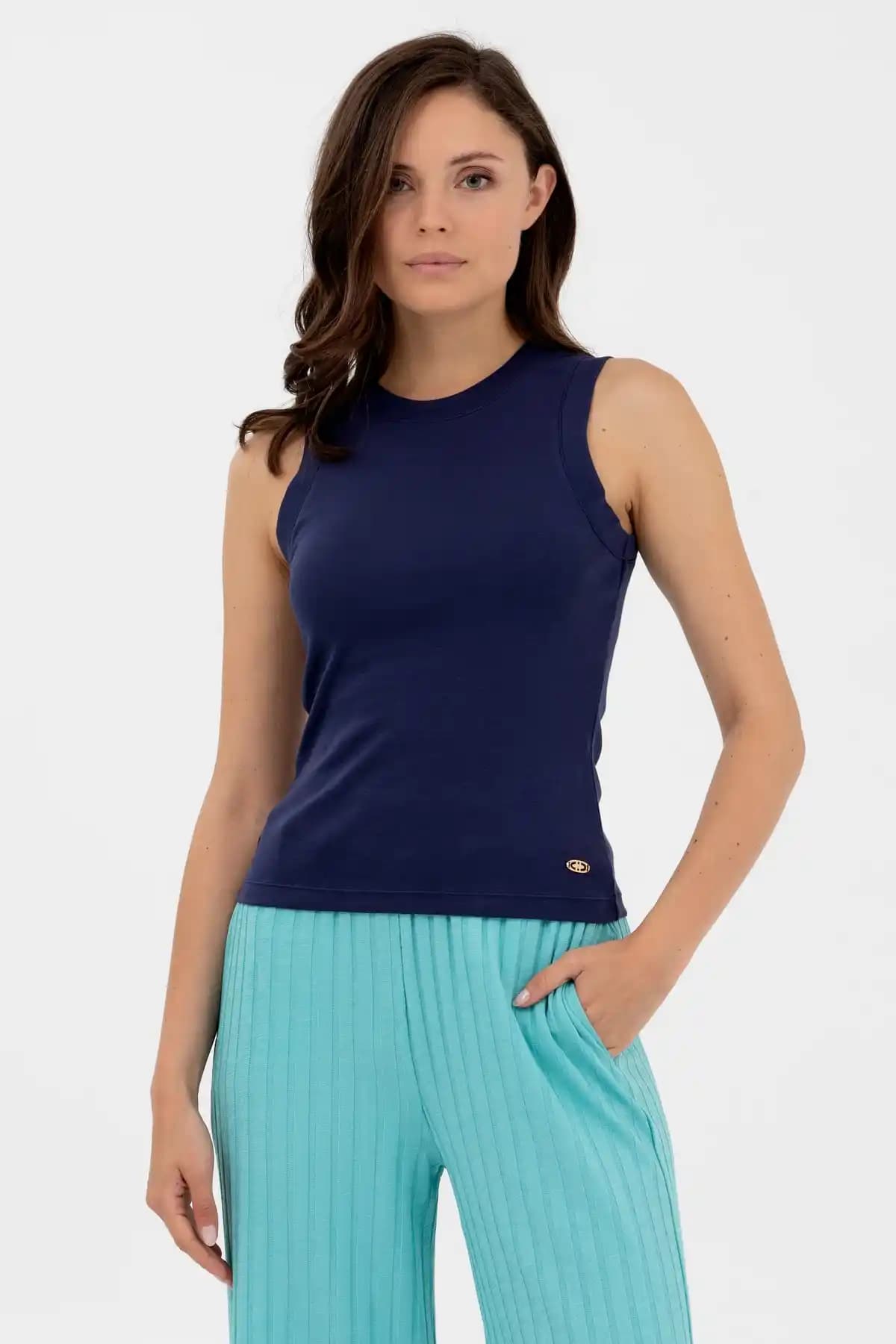 U.S. Polo Assn. Slim Fit Sıfır Kol O Yaka T-shirt Modern Tasarım ve Yüksek Kalite