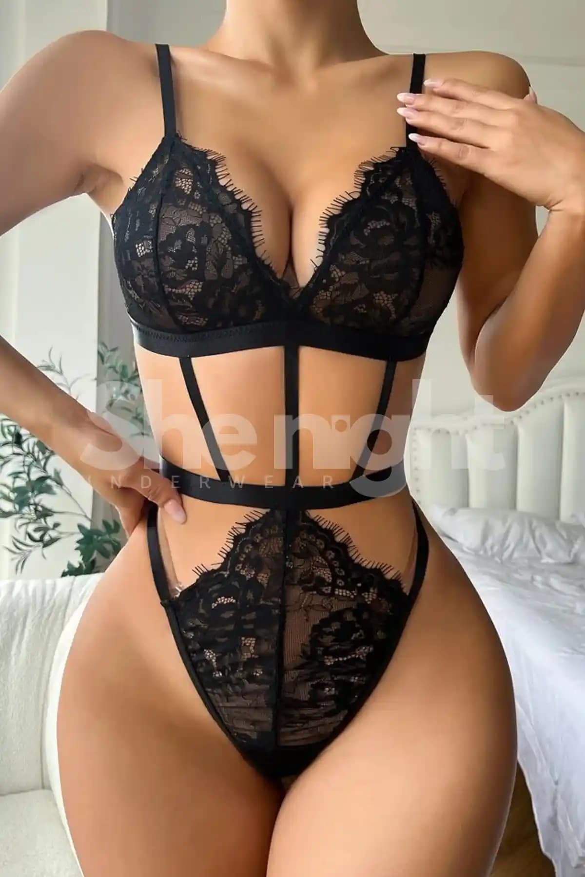 Veille Fantezi Kostüm Jartiyer Hizmetçi Seksi Gecelik Takım: Şıklık ve Konforun Birleşimi