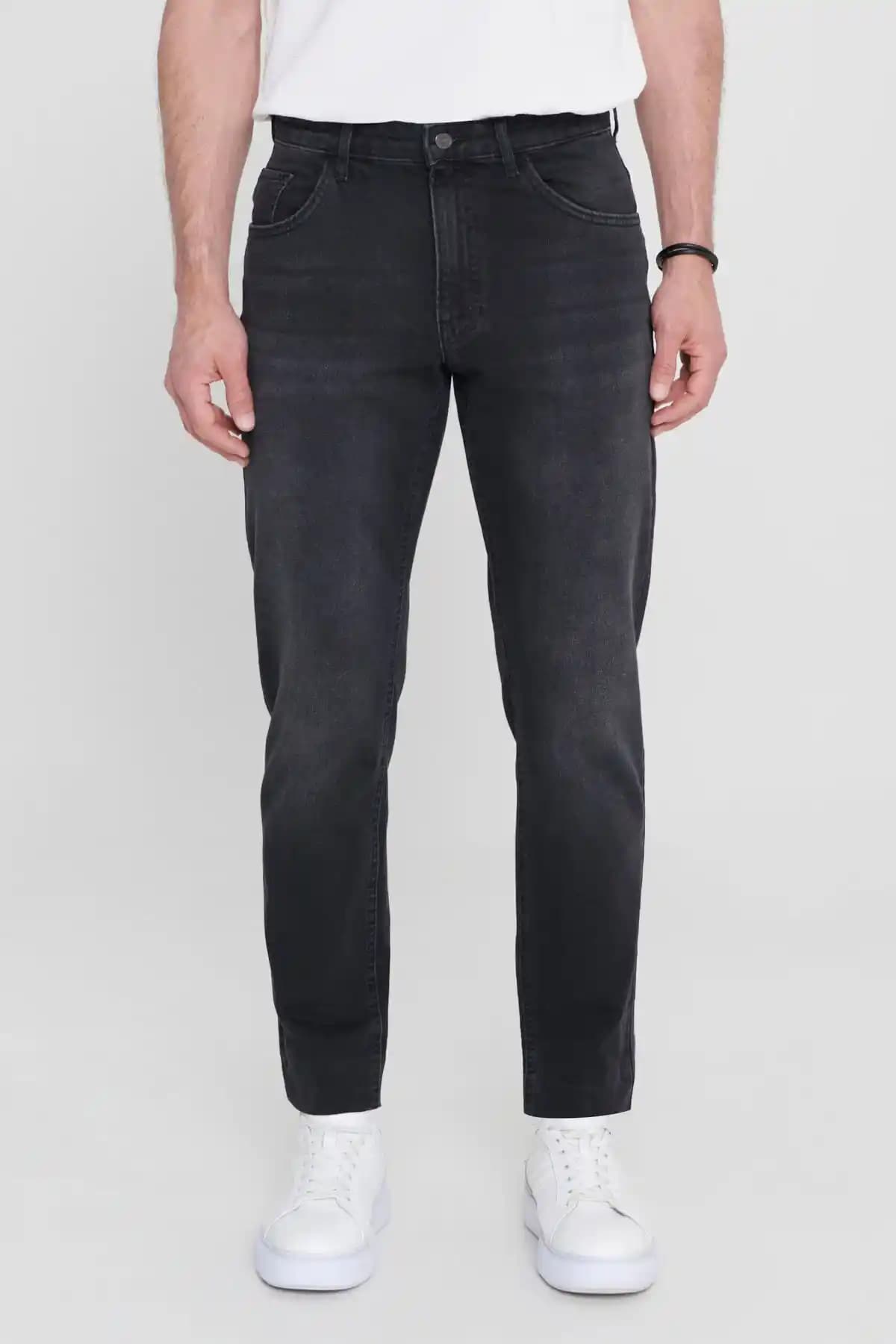 Altınyılz Classics Erkek Antrasit Comfort Fit Jean ile Şıklık ve Rahatlık Bir Arada