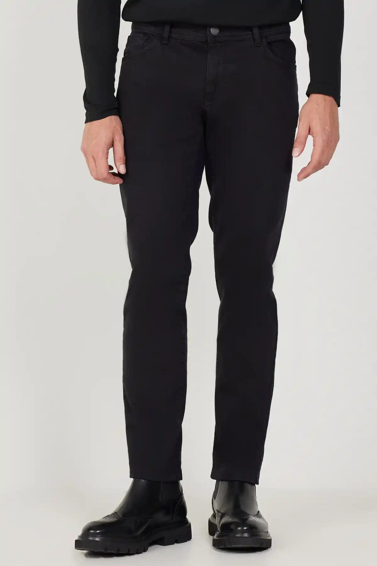 Altınyılz Classics Erkek Siyah Slim Fit Pantolon Modern Tasarım ve Konfor Bir Arada