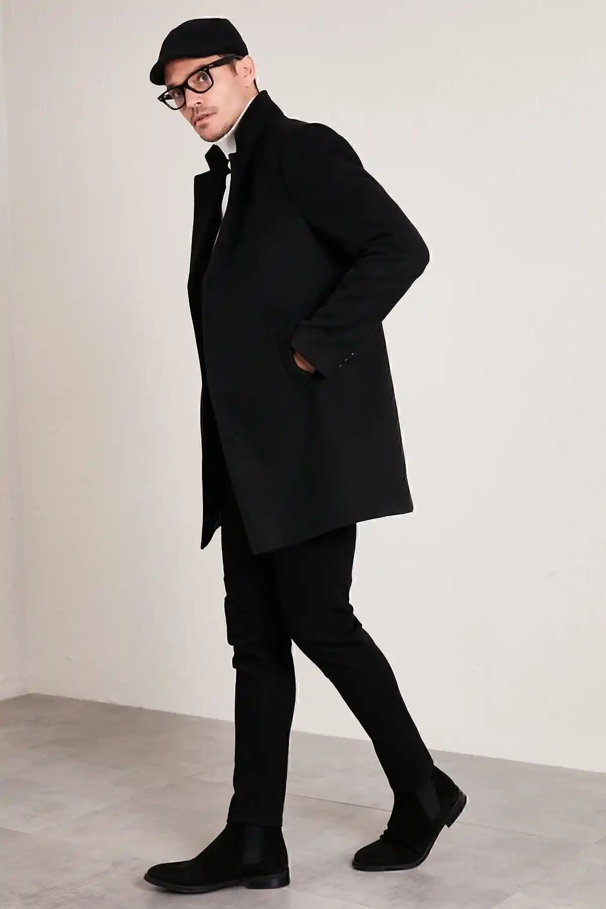 Buratti Slim Fit Yırtmaçlı Mono Yaka Kaşe Kaban Erkekler İçin Şık ve İşlevsel Tasarım
