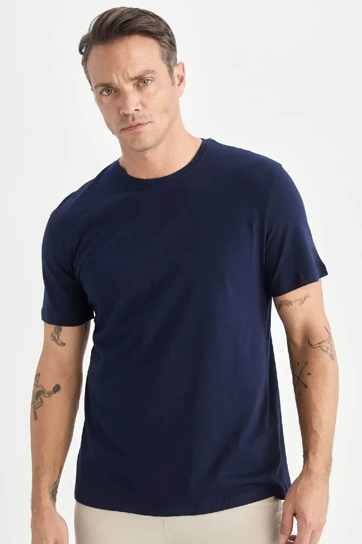 Defacto Yeni Regular Fit Bisiklet Yaka Kısa Kollu Tişört Erkek ve Kadın Kullanımı İçin