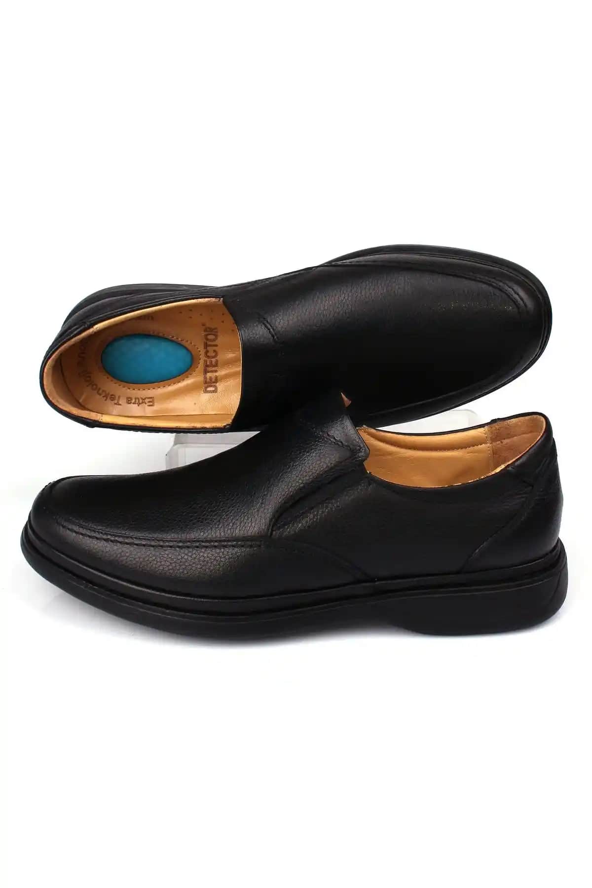 Erkek Siyah Hakiki Deri Günlük Ayakkabı Şıklık ve Konfor Sunan Modern Tasarım