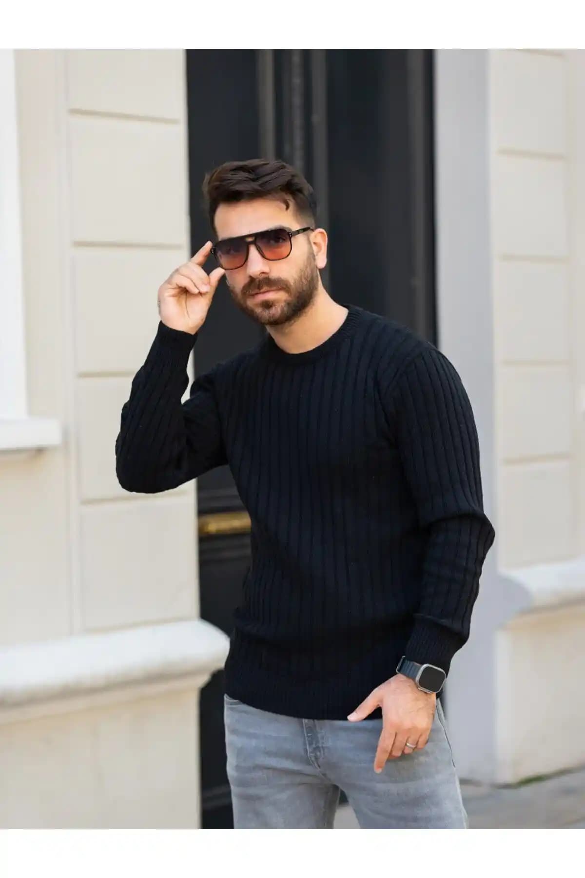 Mayastyle Erkek Triko Kazak: Şıklık ve Konforu Bir Arada Sunan Modern Tasarım