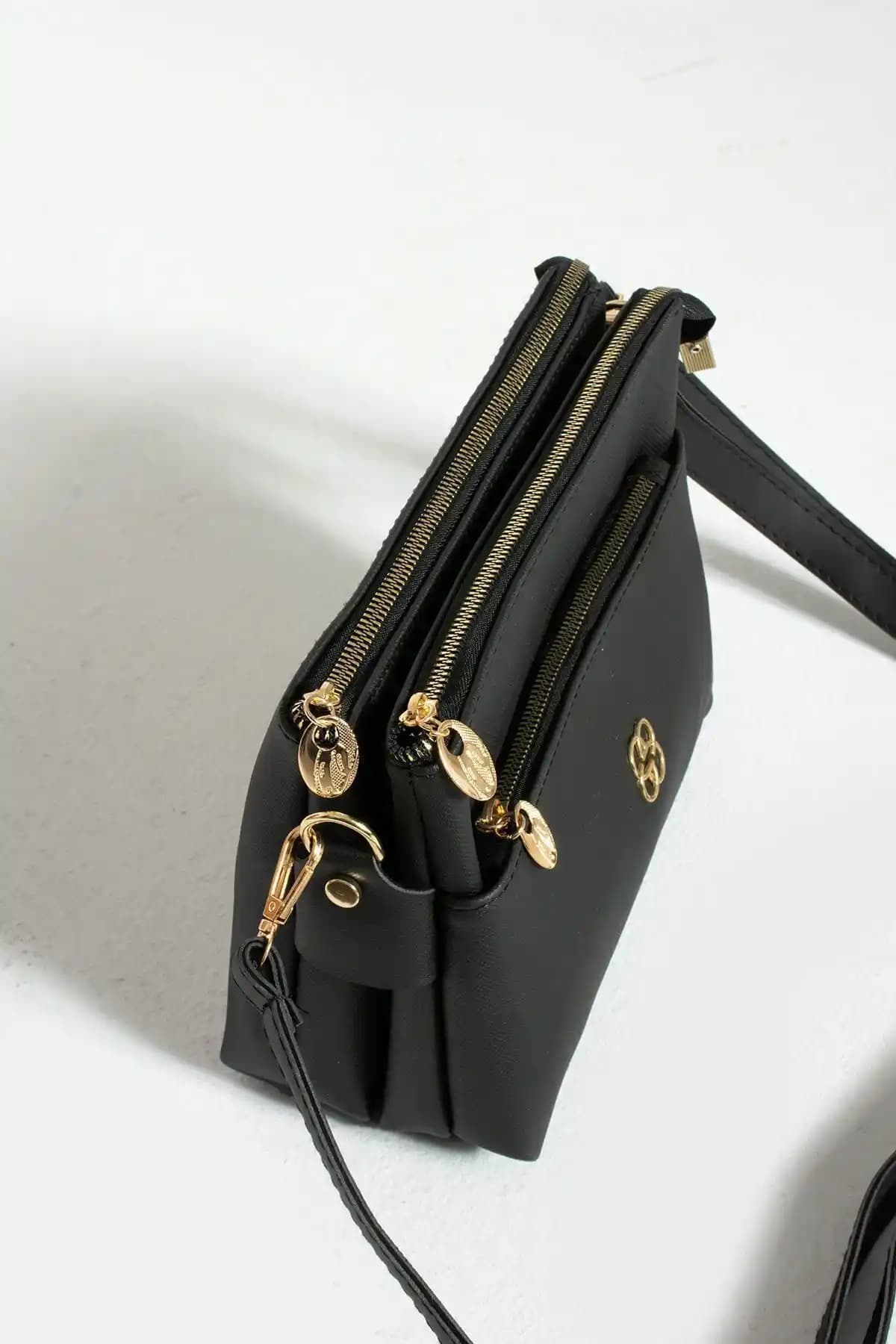 Rosmod Kadın Siyah Hub Deri 3 Bölmeli Omuz Çantası Günlük ve Şık Kullanım İçin